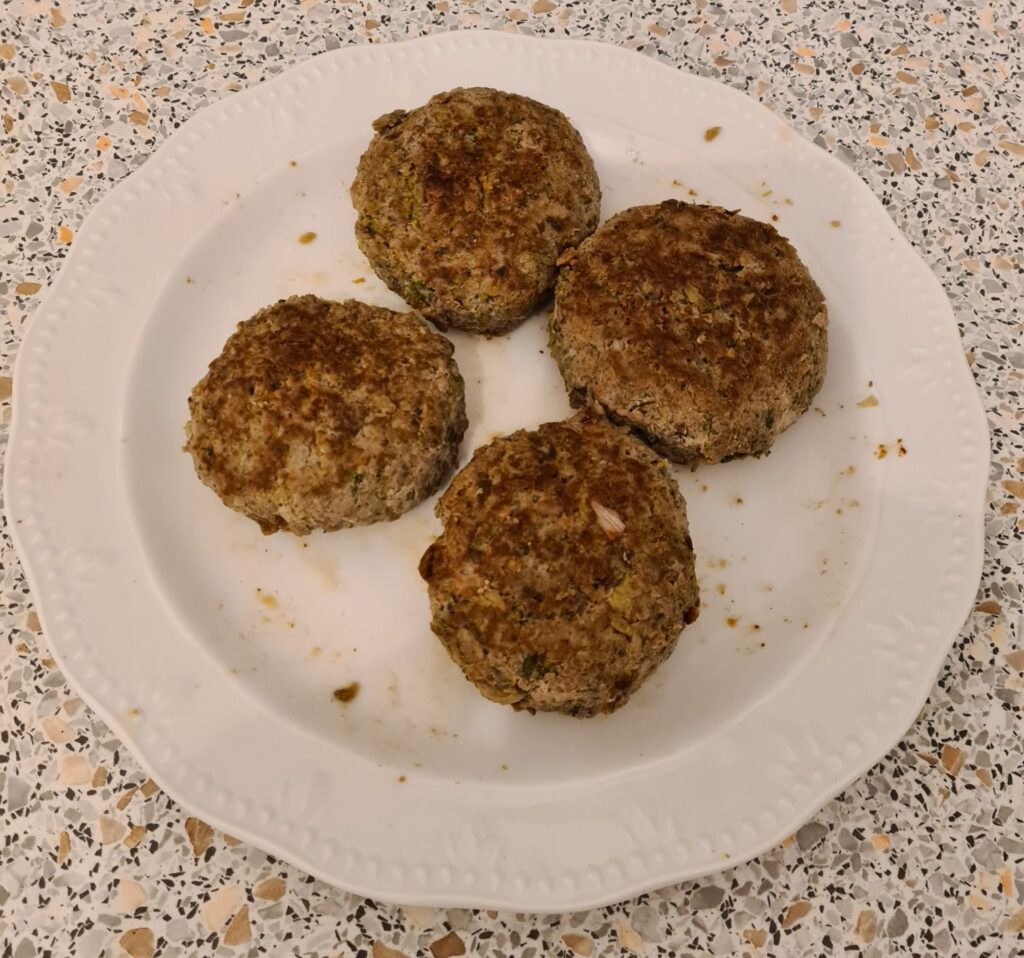 Brokkolie-Champignon-Frikadellen, fertig gebraten